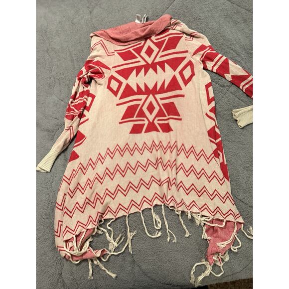 Women’s BKE Red Aztec Sweater Shrug Cardigan Open Front Large - Picture 5 of 8